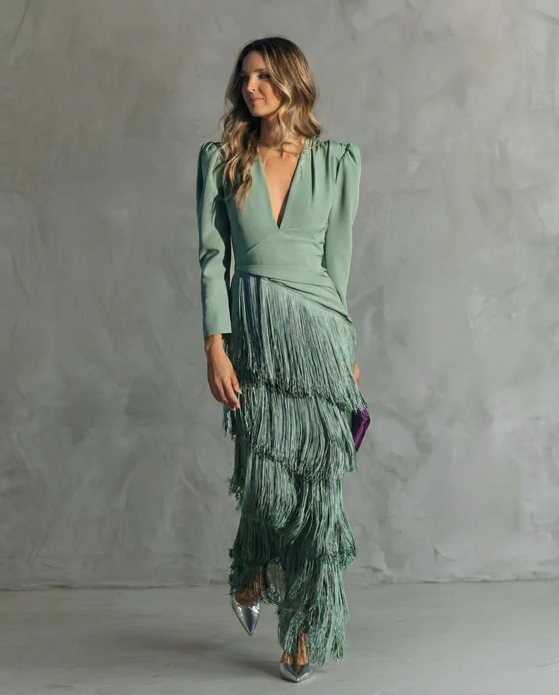 Clara | Elegante jurk met mouwen met franjes