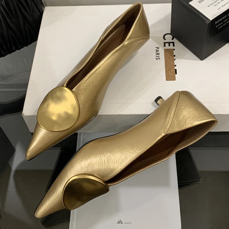 Icon Disc Point Pumps 0