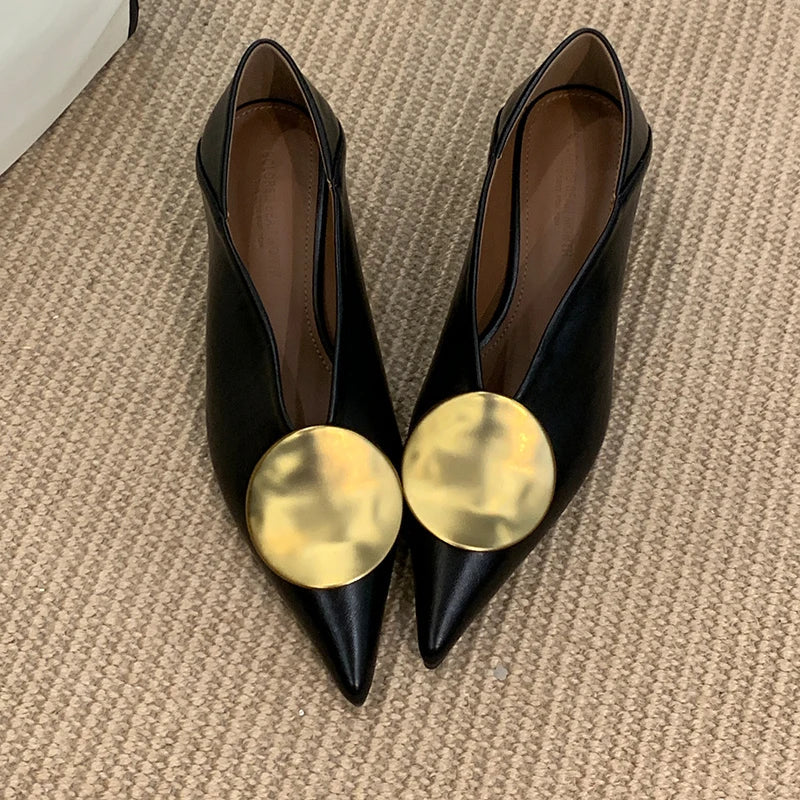 Icon Disc Point Pumps 10