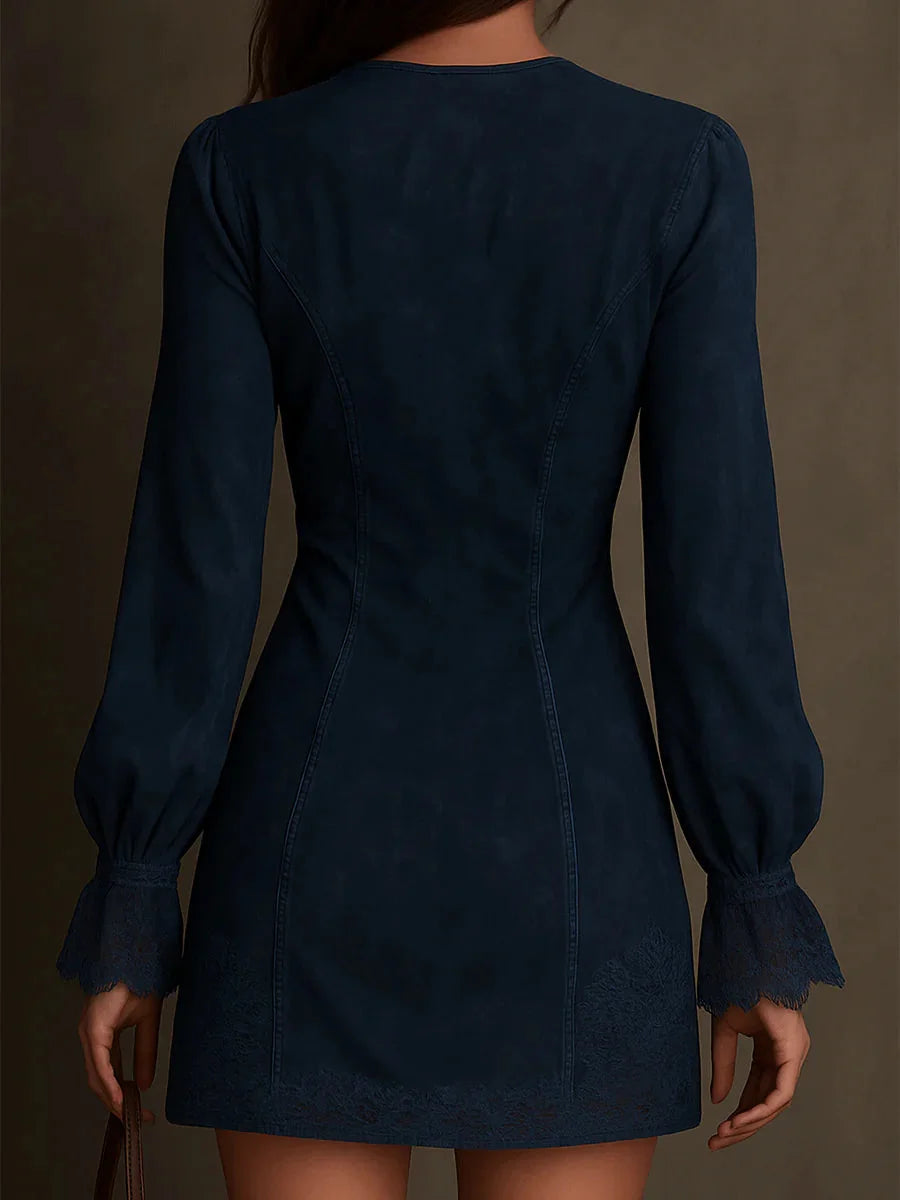 Jasmine – Blauwe suède mini-jurk met kant 3