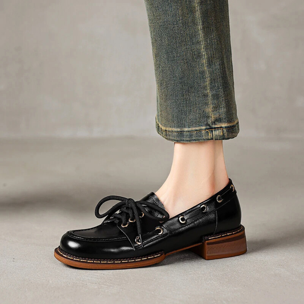 Venezia Port Loafers 0