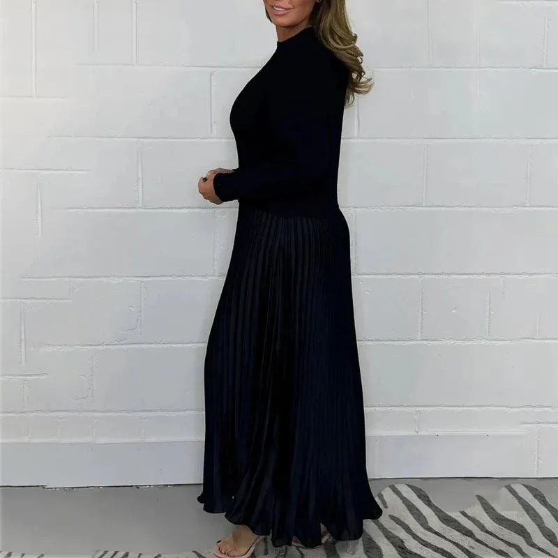 Charlotta | Maxijurk met trui en geplooide rok